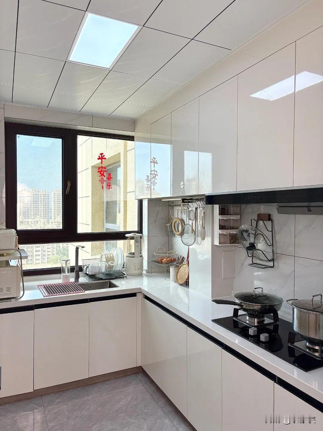 媳妇坚持做的6个柜子细节设计，入住发现是真香，建议直接抄作业装修时媳妇非要改柜