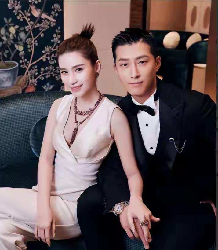 37岁的窦骁这次真的扬眉吐气了！以前跟何超莲结婚，总被贴“豪门赘婿”“软饭男”的