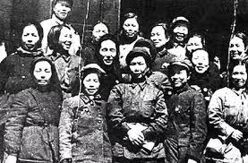 1953年7月13日夜，志愿军在攻夺轿岩山主峰的战斗中，本以为败局已定，料想因为