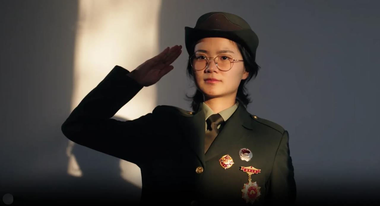 退役军人风采:从“四有”士兵到清华特奖！退役军人姚郗文[赞]军装加身，她是保家
