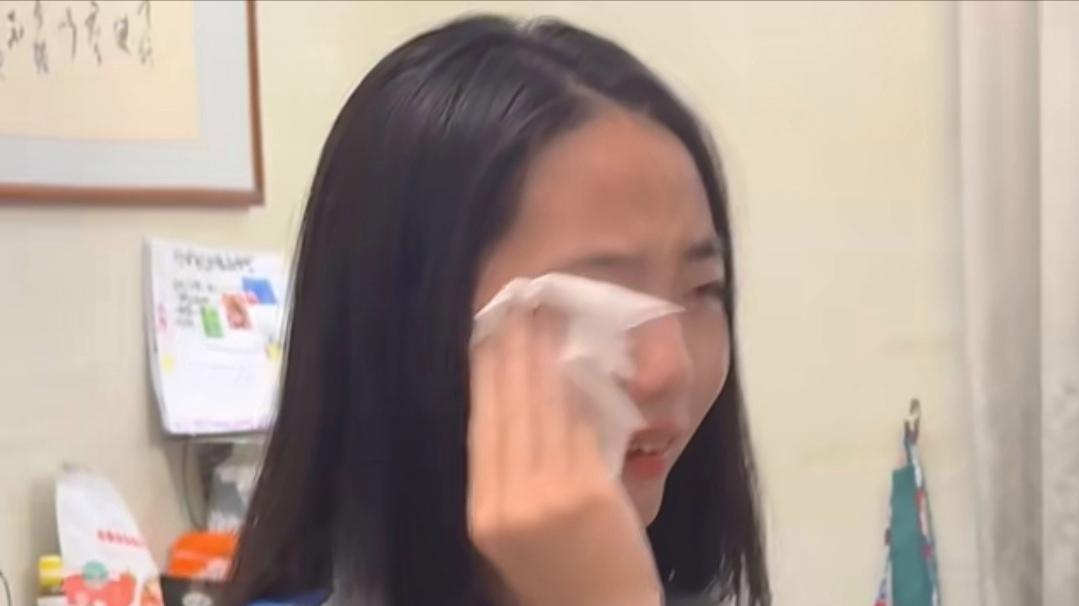初三女生被要求签“自愿放弃中考”,孩子崩溃大哭,家长无奈叹息