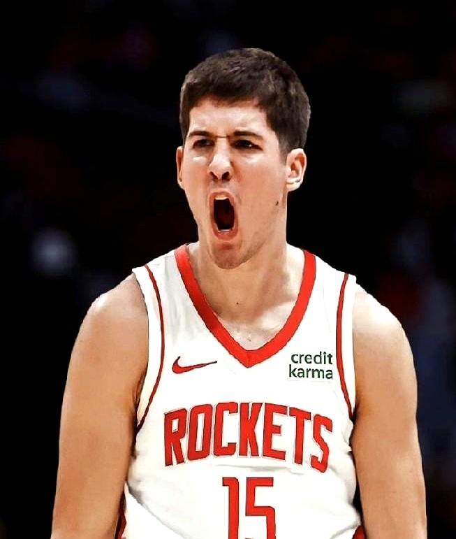 火箭队是否还需要补强一号位？范乔丹的赛季报销把谢泼德推上了首发，他用一场