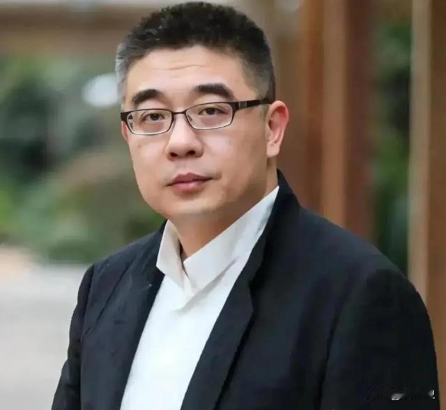 复旦大学钱文忠教授曾说：“我国的社会已经开始面临严重的问题，严重到让诚实守信，一