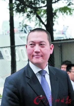 蒋家第四代蒋友松公开提议迁坟回大陆：两口灵柩已悬空50年，岛内清算成导火索！