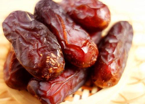 红枣、黑枣、青枣、椰枣的功效与作用大不一样, 谁才是真正的枣王?