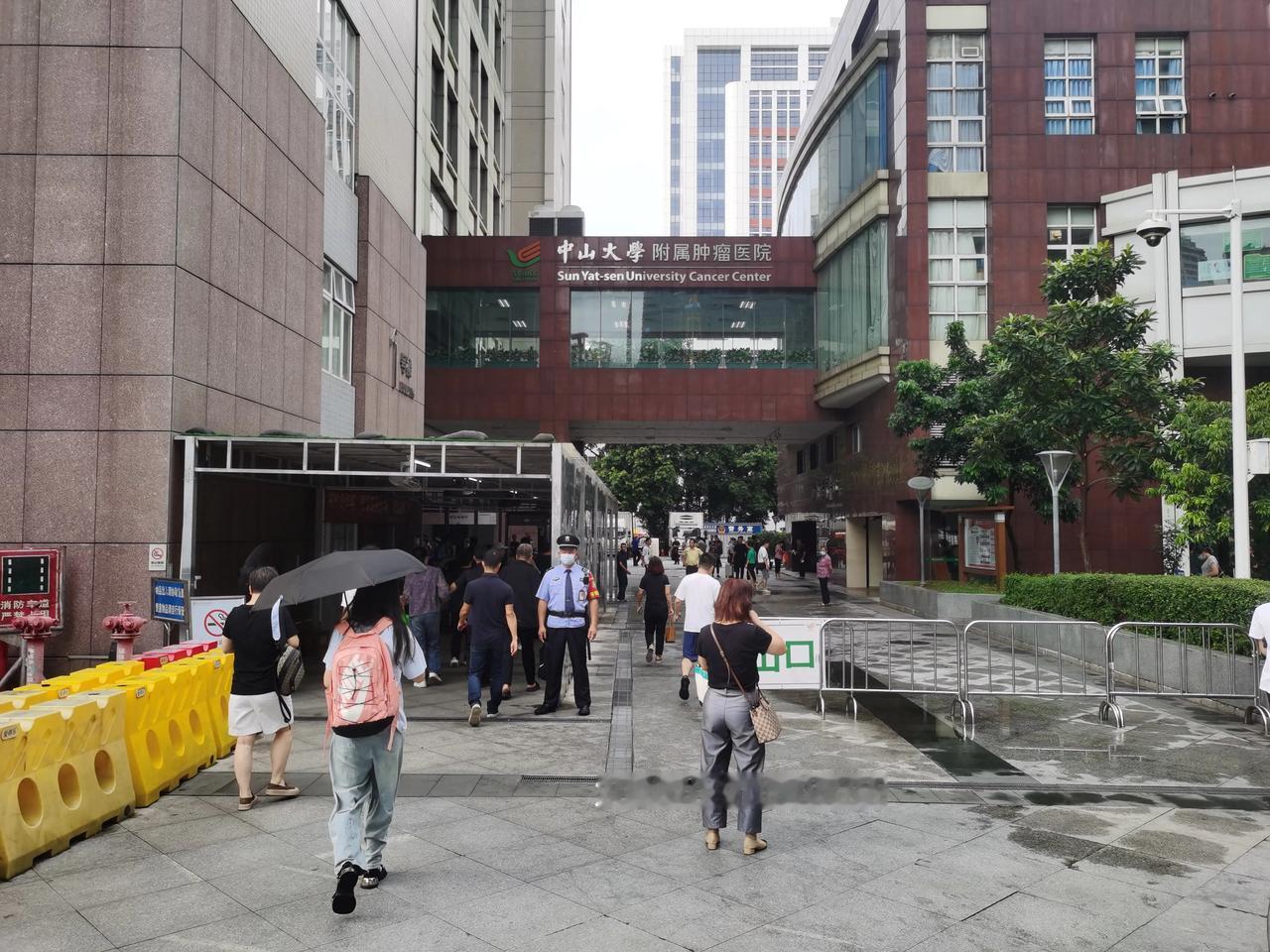 以前别人都怕住院，现在反而很多想住院不肯出院。像19床，70岁，“头晕5天”就
