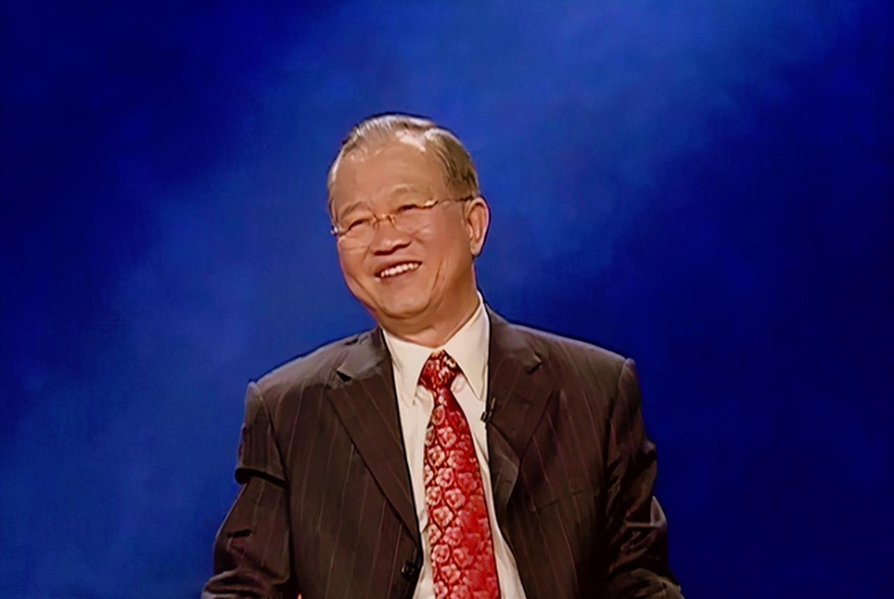 曾仕强老先生说：每个人都有那么几年，年年都是坎，步步都很难。丢掉暴躁、依赖性、