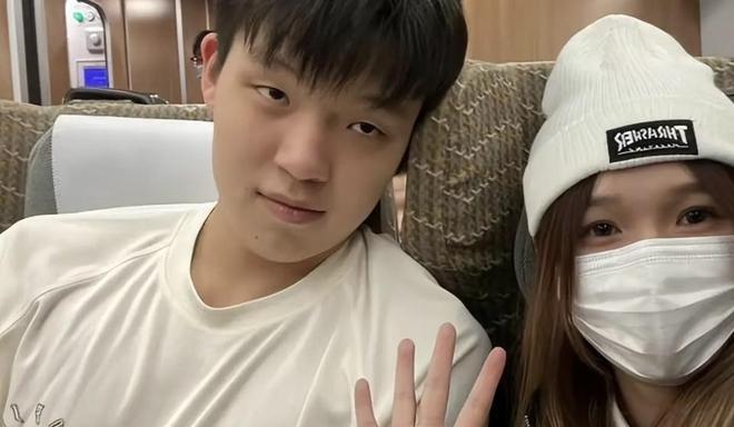 什么、什么?杨瀚森母亲要去美国?21世纪还这么荒唐?是不是发力过猛啊?诸位网友