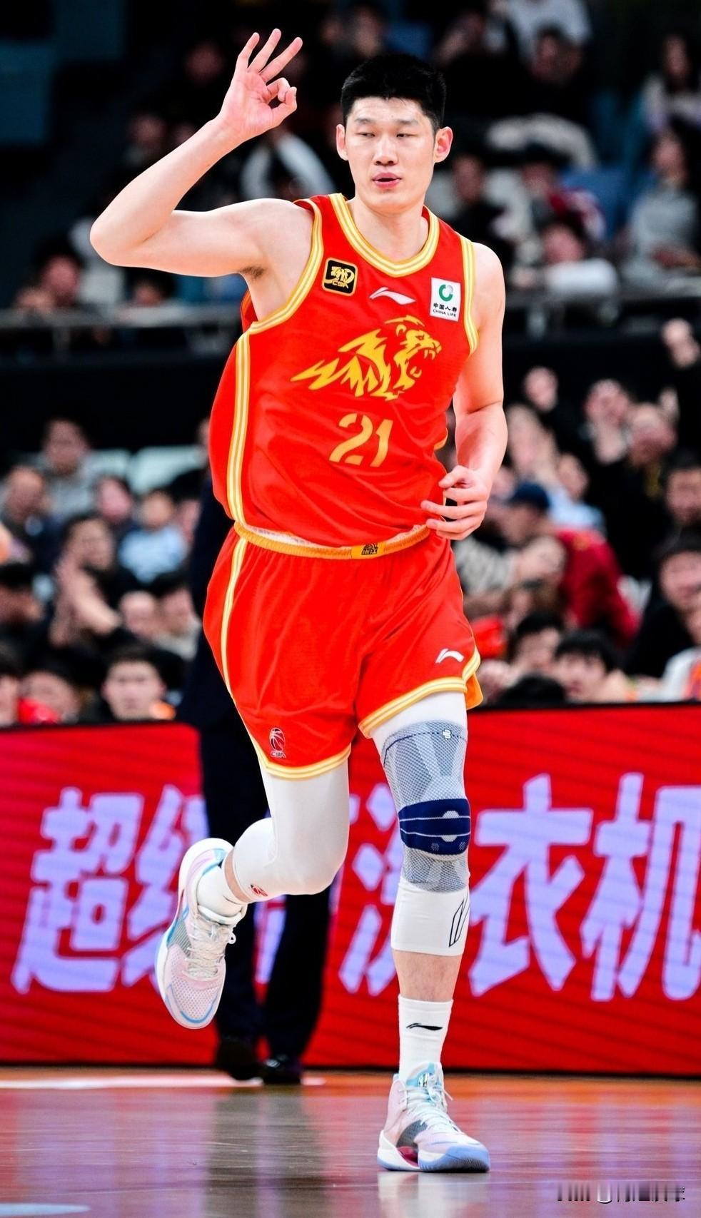 广厦7连胜稳坐联盟第一！广厦102：79大胜北控，看看球员数据，谁是赢球功臣？！