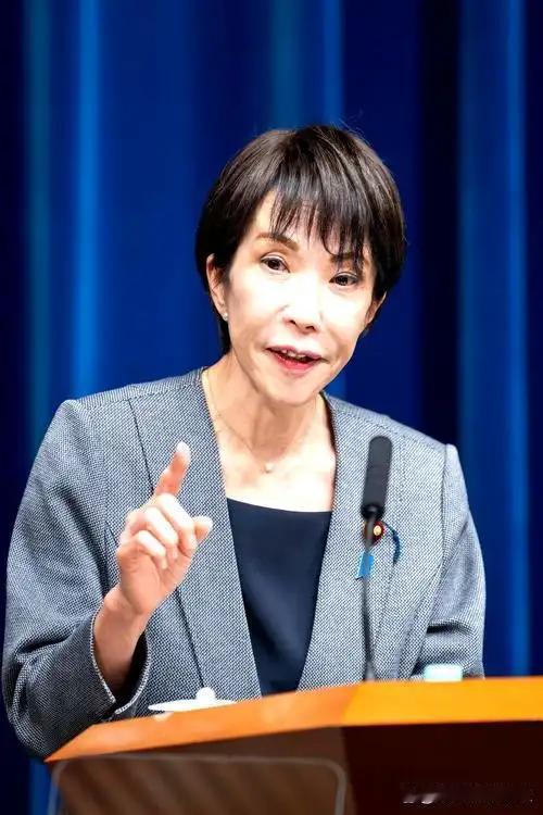 高市早苗这两天估计睡不踏实。14个国家联合签了字，中方谁也没动，唯独把日本驻