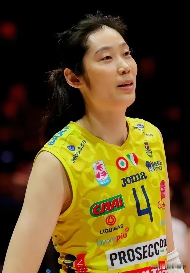 朱婷不续约科内：这个回答说明，可能是真的！先来看看朱婷的回答：有记者问，你