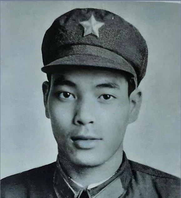 1979年，一个步兵班副班长缴获4门高射炮，团长以为他要上交，他却调转炮口，用2