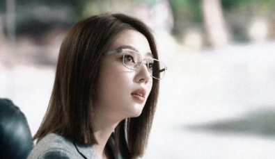 爱她的长发、短发、卷发、直发，因角色而生的一切模样