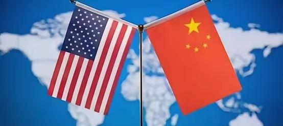 太嚣张了！2025年12月13日报道，美国官员透露：美军印度洋拦截驶向伊朗的中国