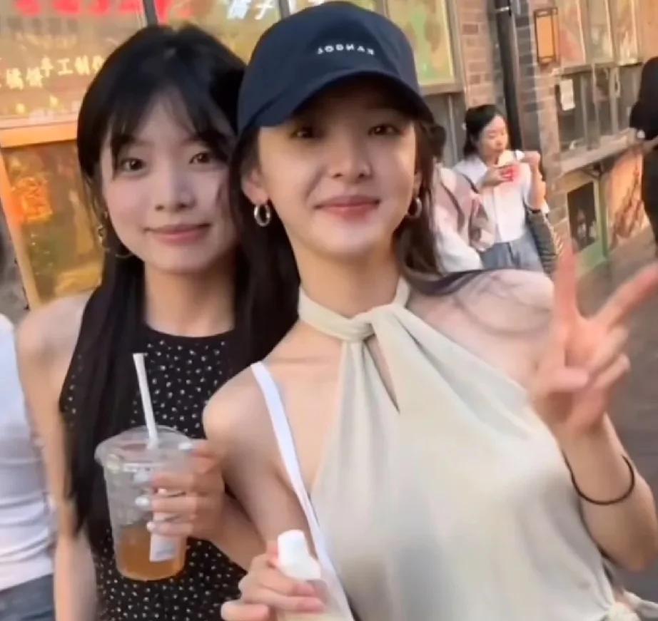这是有什么讲究吗？今天刷到一个视频，章若楠妹妹结婚，但是章若楠却没有参加，只是混