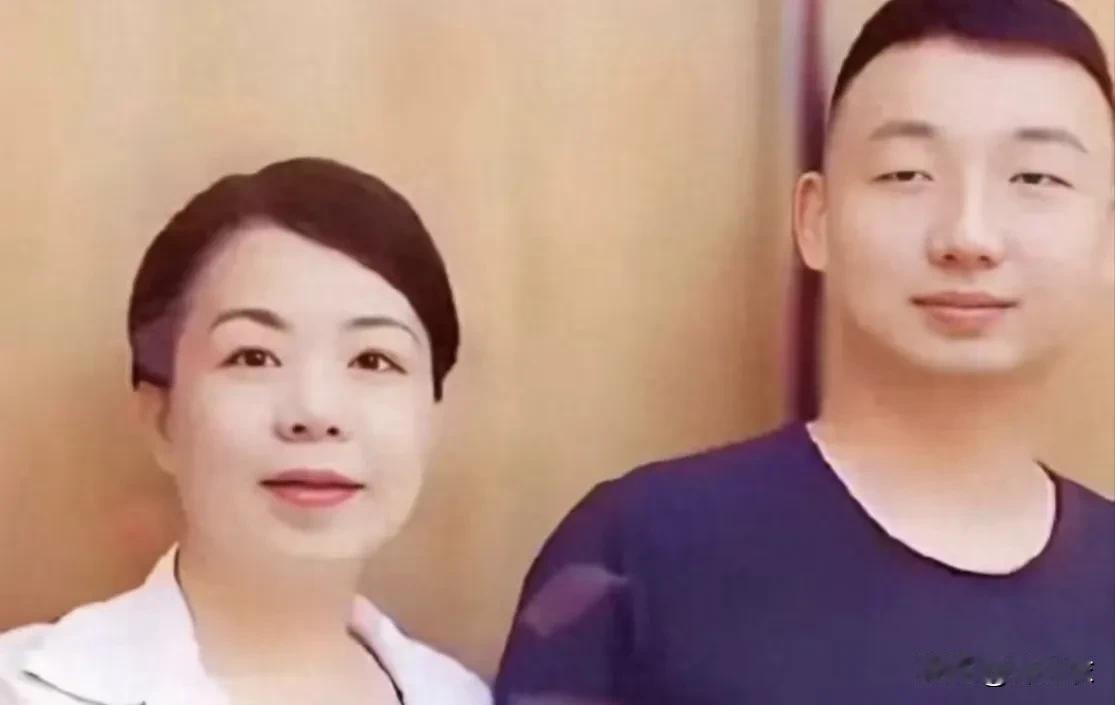 估计姚策非常让许敏不省心，除了生病还有其他很多让妈妈操心烦心的事情，所以许敏已经
