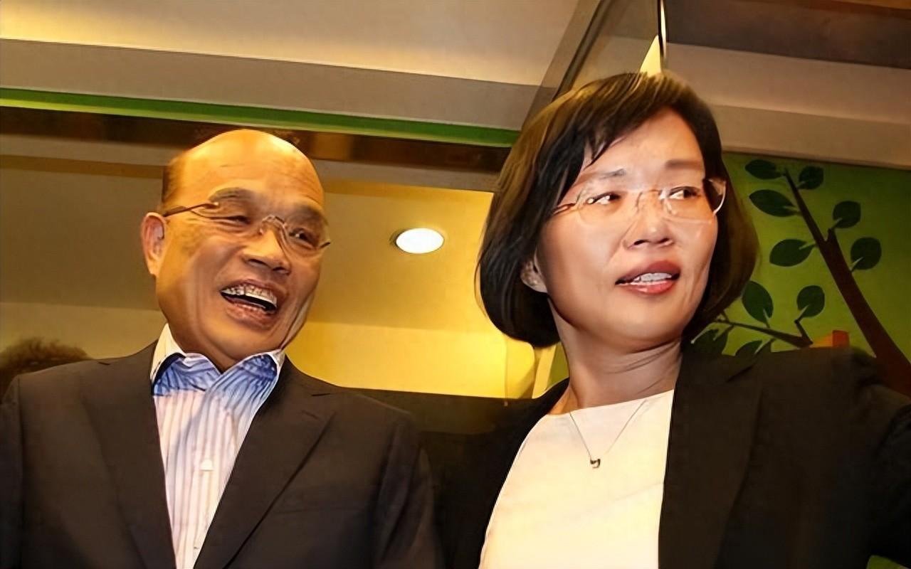 国民党团书记长许宇甄、首席副书记长洪孟楷及“立委”王鸿薇今举行“拔官换投资？苏家