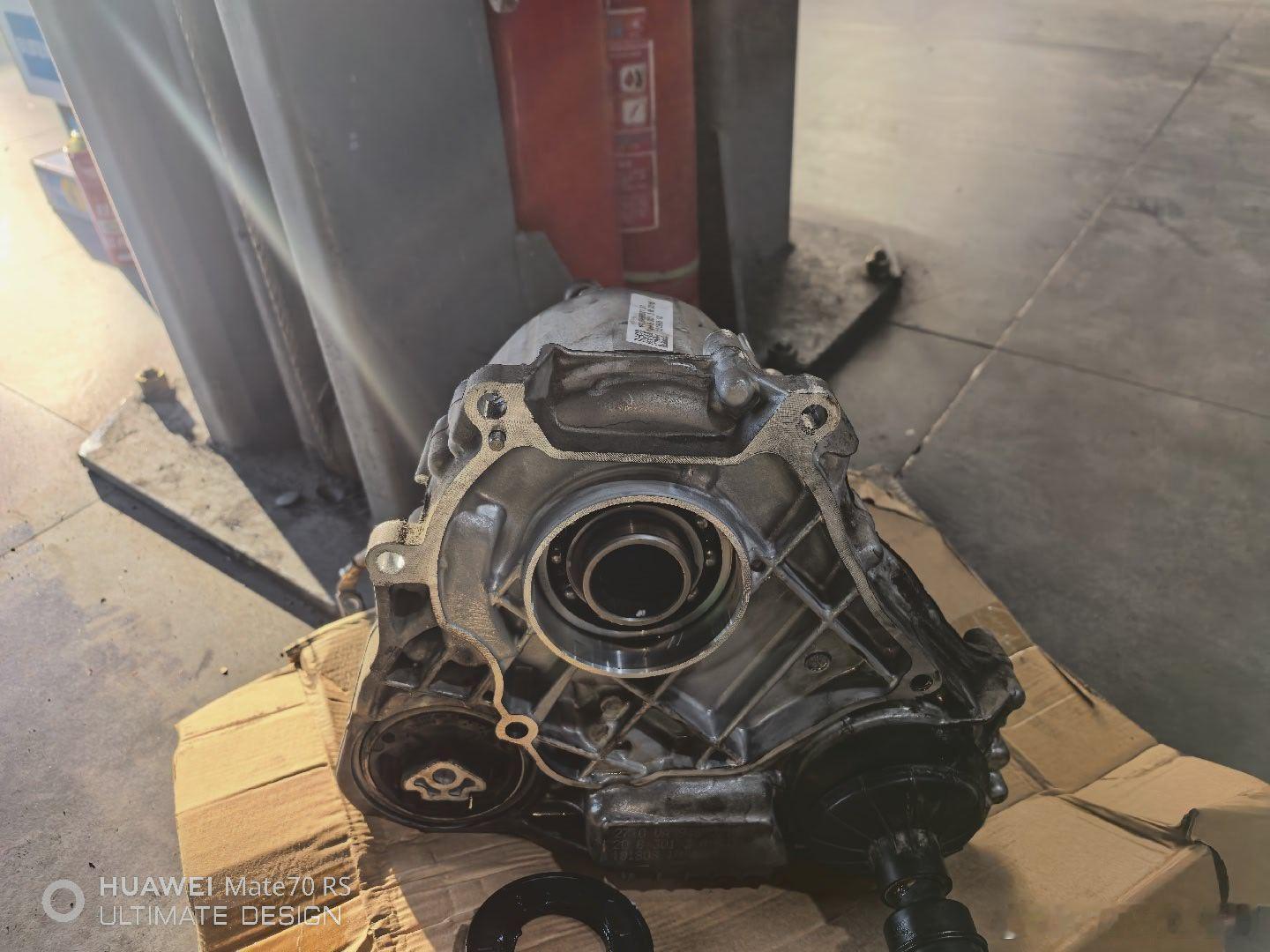 中国制造真的还行了。原装进口宝马X5分动箱里的轴承居然是china