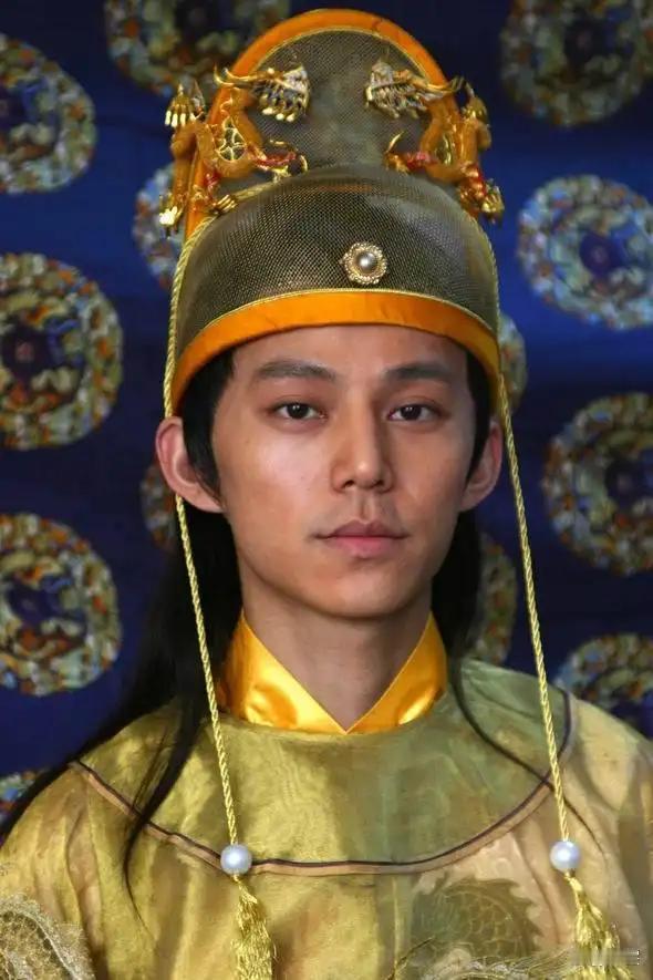朱厚照在位十六年，为啥一个孩子都生不出？明武宗朱厚照，15岁登基，31岁驾崩