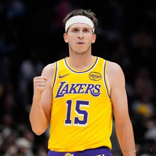 篮网要和湖人抢里夫斯！据美媒Fullcourtpass报道，篮网将是这个夏天里