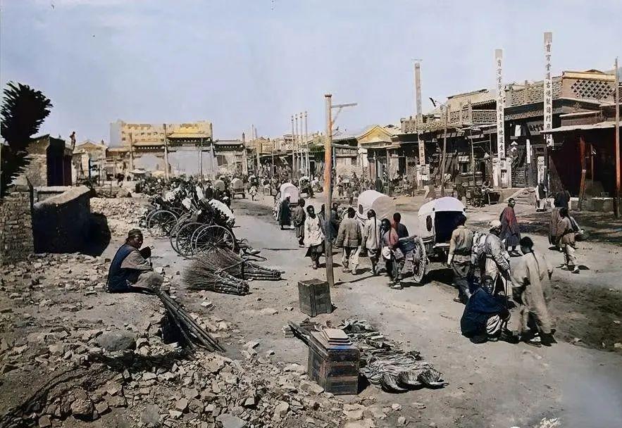 庚子国难：一场不能遗忘的百年国耻1900年6月21日，紫禁城里的慈禧太后拍了