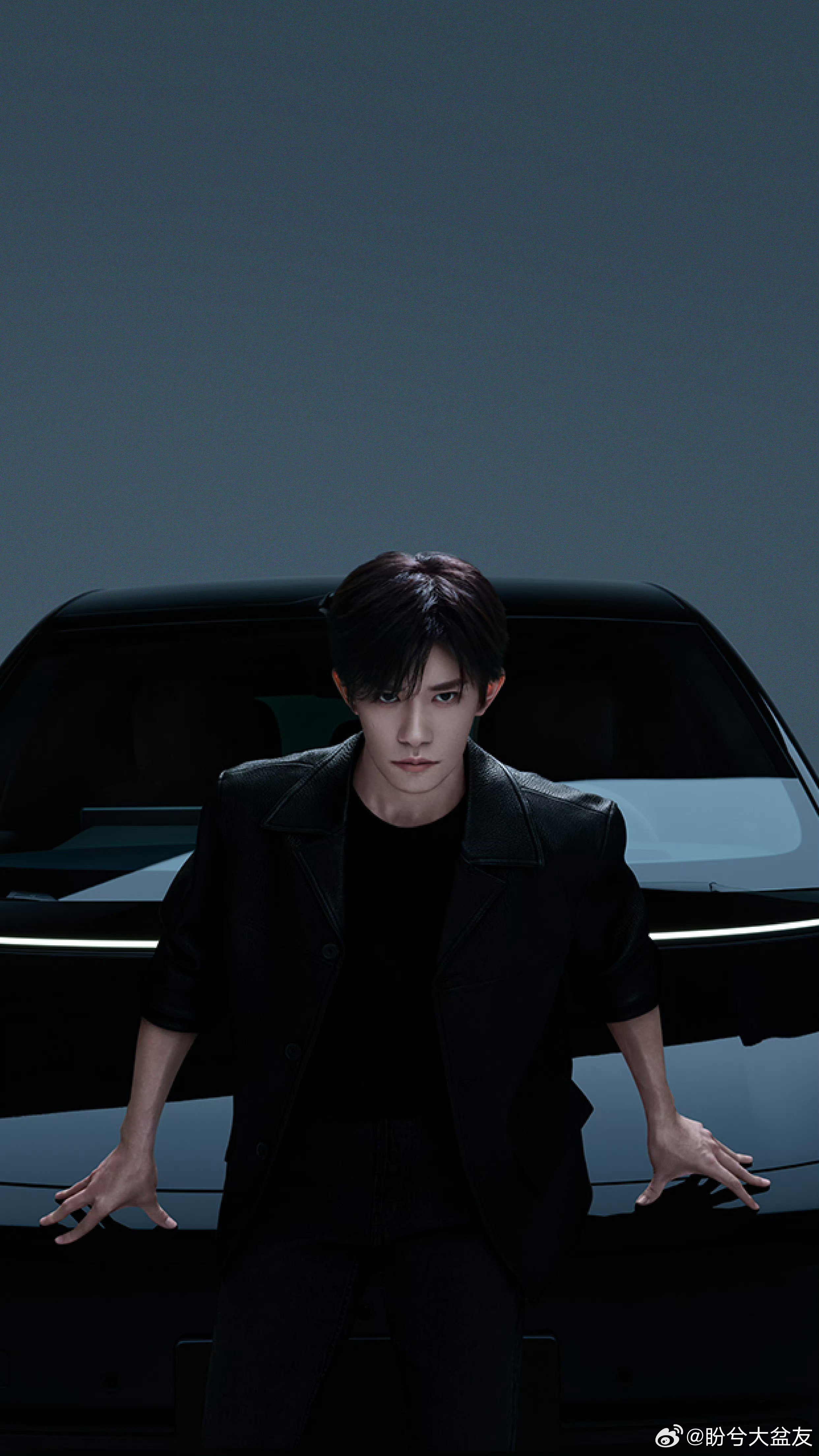 有理想i6了，当然要拍个易烊千玺同款机位啦，酷不酷？[捂眼睛]理想i6易烊千玺​