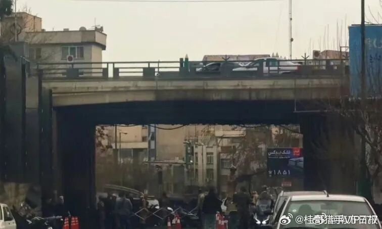 伊朗民众帮中国人撤离【伊朗人说自己走不了的】3月2日，阿塞拜疆华侨华人协会会长包