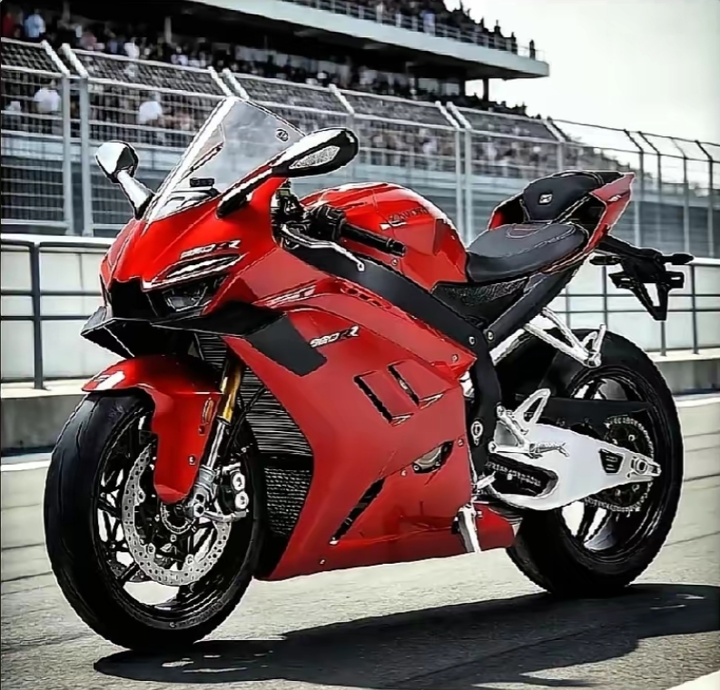 家人们，张雪最近没提荷兰站的成绩，可他厂里的机器转得比赛道上的摩托车还快——生产