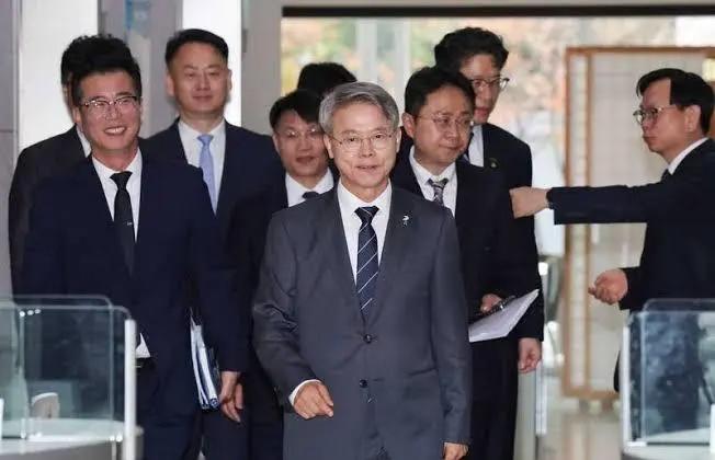 韩国玩起小心思，嘴上道歉却不肯改掉错误。中方直接选择撤展，不再跟韩国继续周旋，喊