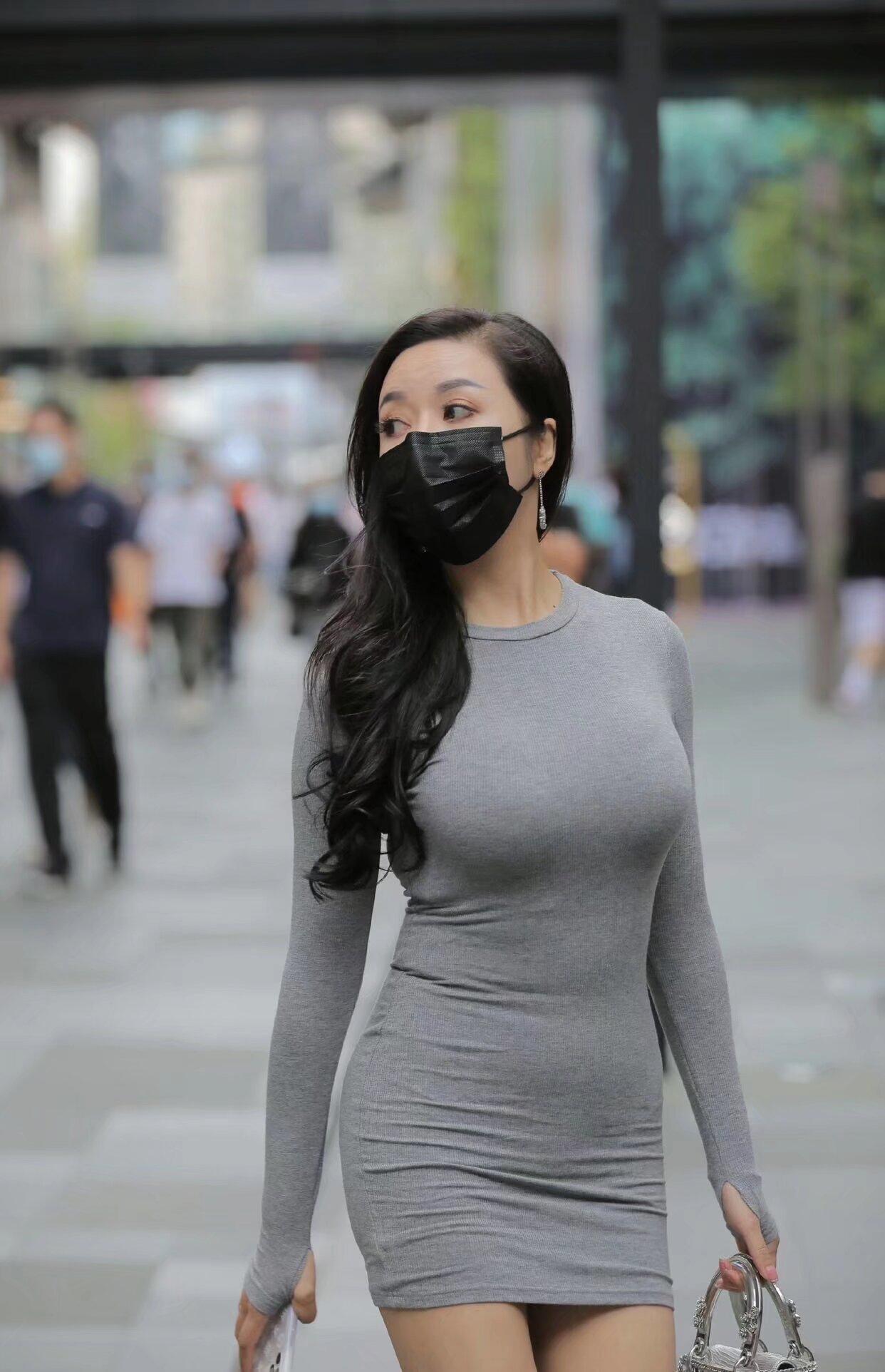 如果每个人都有选择是否来到这个世界的权利，那这个世界一定没那么多痛苦了。