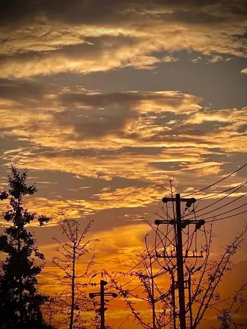 人到中年，最大的心酸就是，你掏心掏肺的付出，却长期不被回应，慢慢的，一