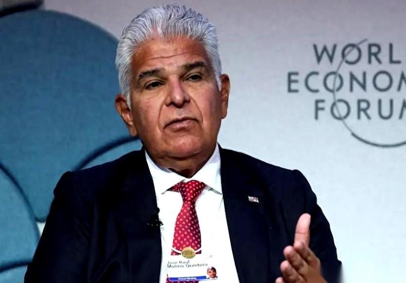 一艘接一艘挂着巴拿马国旗的货轮，在中国港口被“请君入瓮”，挨个接受“全面体检”。