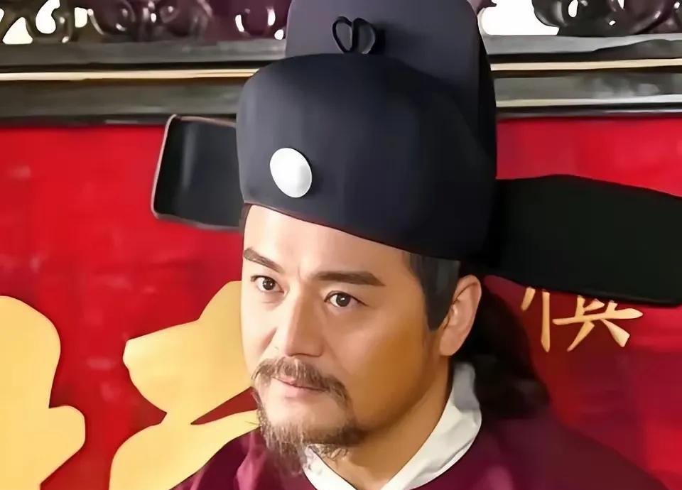 1380年，朱元璋诛丞相胡惟庸九族，胡惟庸笑道：“即使我没罪没错，陛下若要想加罪