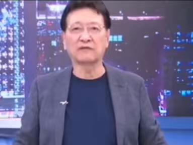 赵少康又在他主持的节目上说笑话了，他说中国自古以来都是主张和平的，周边的小国家只