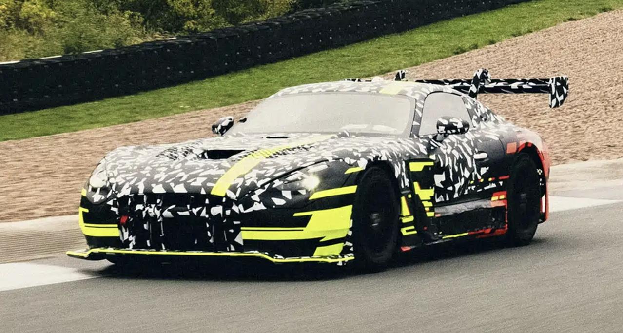 搭载4.0TV8发动机！AMGGTTRACKSPORT概念车谍照曝光！对