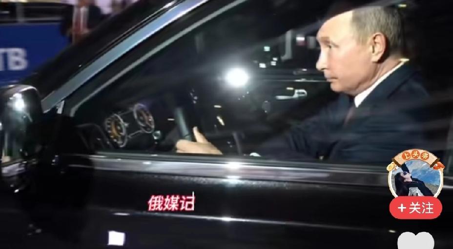 开飞机，开坦克，能上场打冰球，也能在训练场玩柔道和空手道，普京这辈子算是都尝鲜了