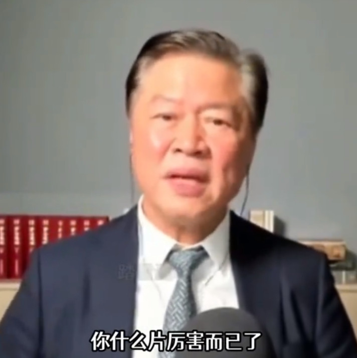 论损日本还得看赖岳谦，他一句犀利点评，直接让主持人三妹笑喷了！近期，在一档节目中