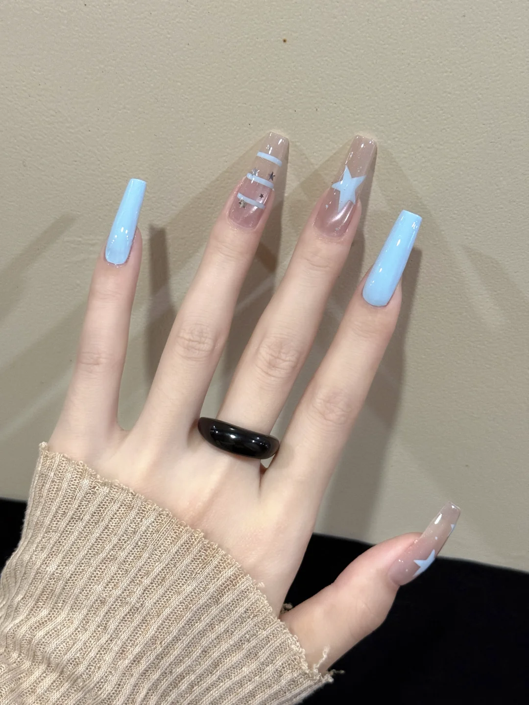 新美甲 look♡♩好喜欢我的甜酷星星夏日美甲
