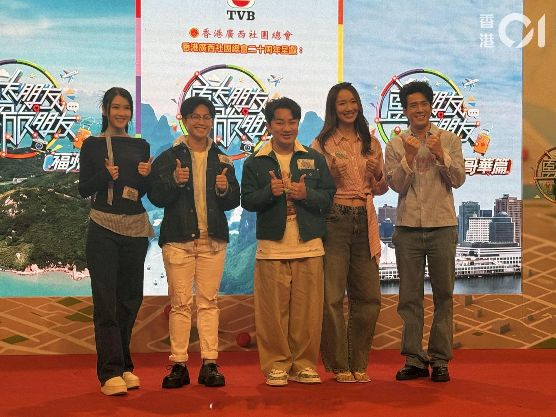王祖蓝向李亚男二度求婚，大爆当年TVB地下情往事，小女儿频繁更换玩伴，二人笑叹她