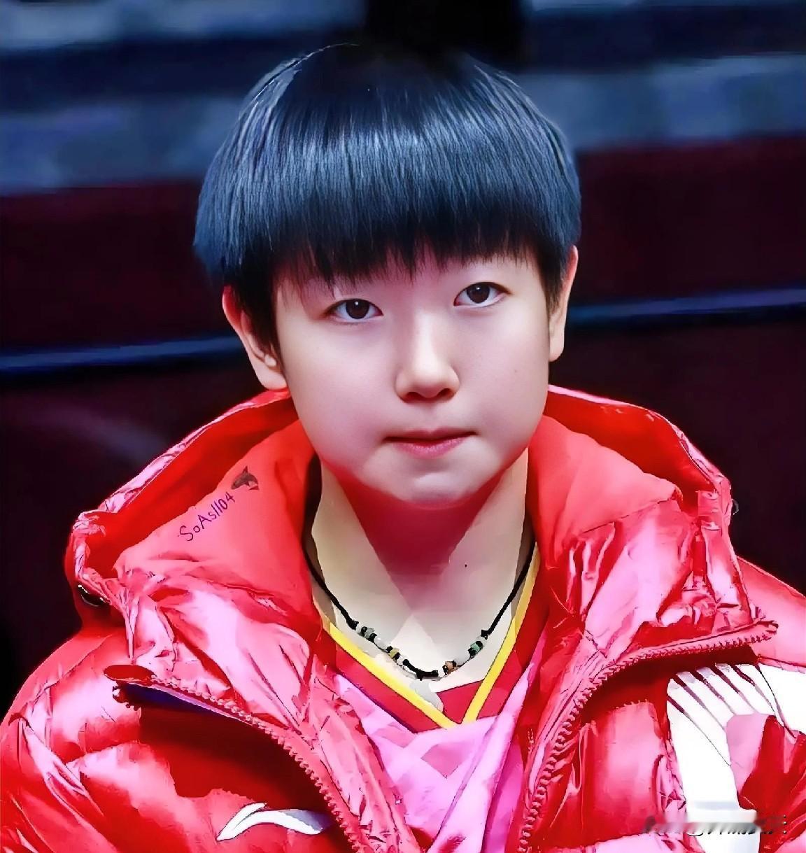 关于孙颖莎，现在公园打球的老家伙们都开始质疑，大致意思是，怎么一到大赛就施展不开