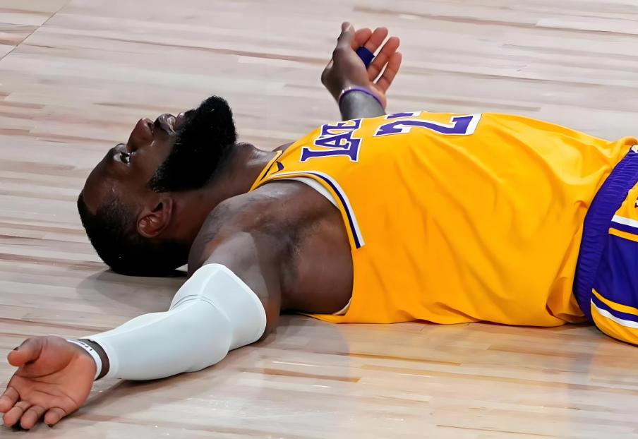 明天湖人打雷霆，最新胜率出来了，老詹躺平摆烂吧，这也太惨了！今天ESPN公布了