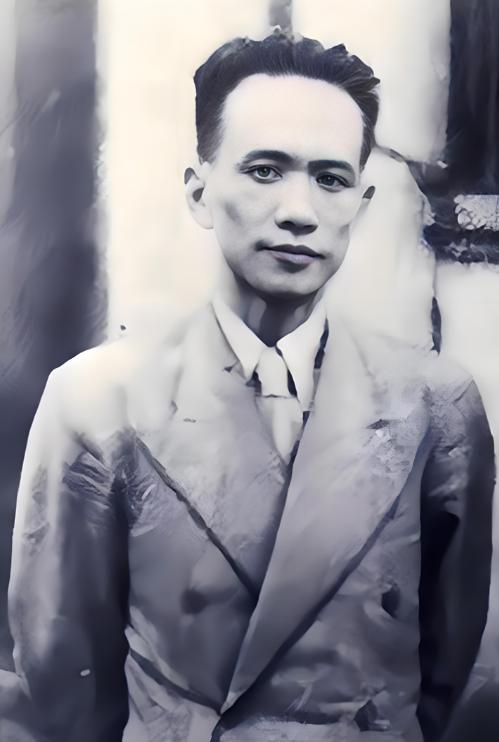 1947年2月1日，大汉奸丁默邨在首都高等法院的法庭上，以汉奸罪和杀人罪，两罪并