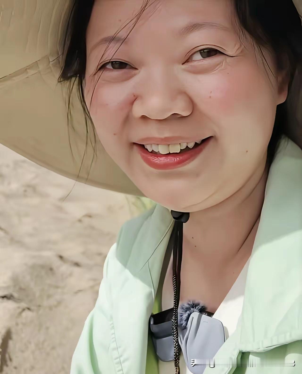 喜讯！那个令袁老挠头的女学生，在新疆喀什盐碱地，种出近万亩比人还高的黑小麦。她的