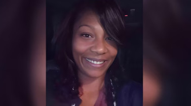 黑人女性报警却被前来的白人警察枪杀，前伊利诺伊州副警长谋杀罪名成立据美国广播公司