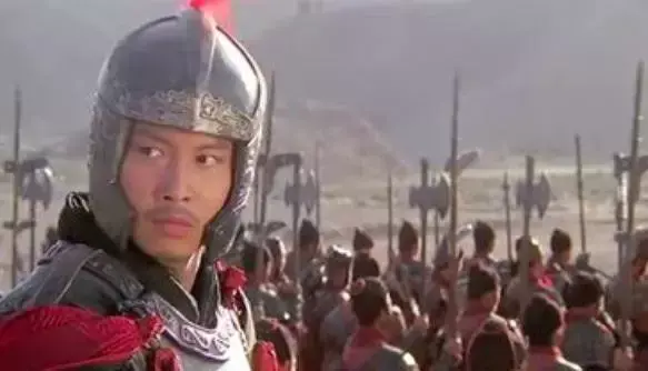 多尔衮够努力，也当了一辈子舔狗，最后还被鞭尸了。韩信也够努力，帮别人打下了江山，