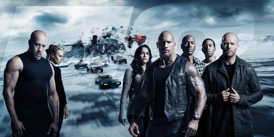 为什么好莱坞宁愿编外星人入侵，也不敢把中国写成反派？不是编剧没创意，是他们算不