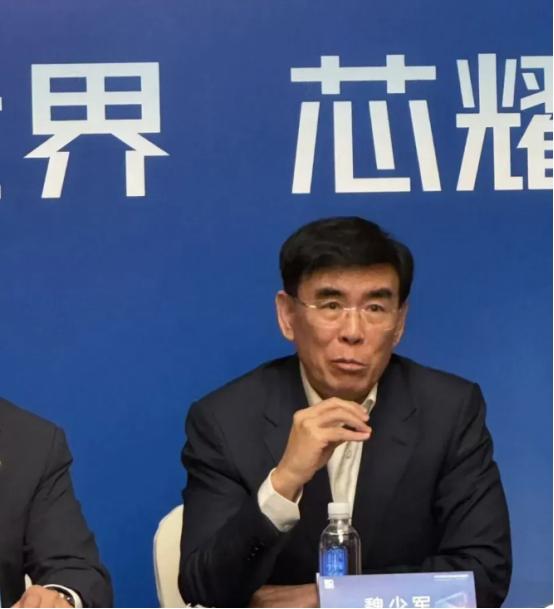 阿斯麦、台积电、英伟达，该睡不着了。7月13日，上海，一家成立不到三年的公司，用