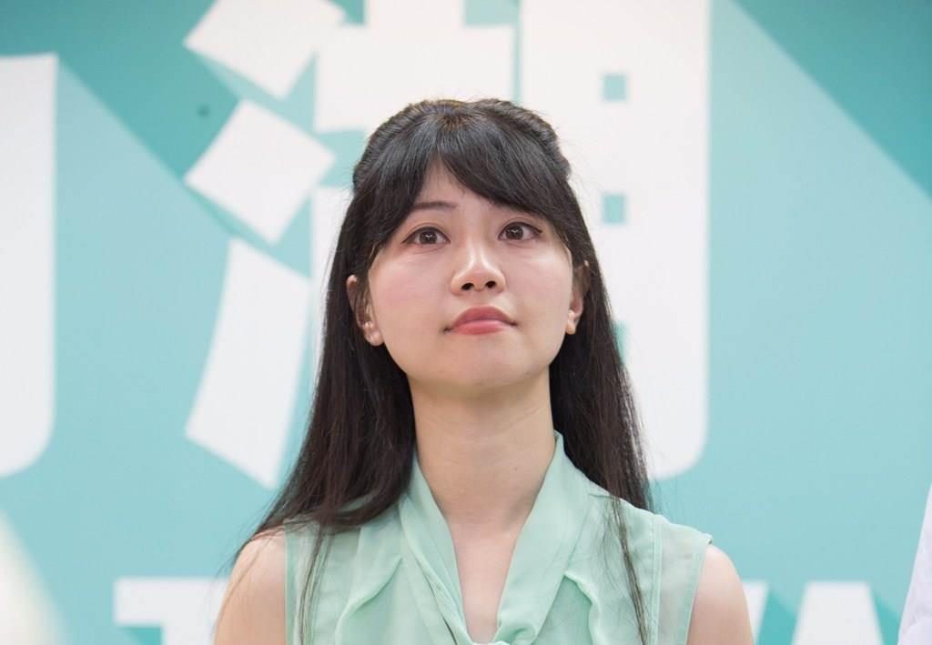 民进党“立委”高嘉瑜28日发文指出，蒋万安当年的竞选口号，是“你＋台北就是无限”