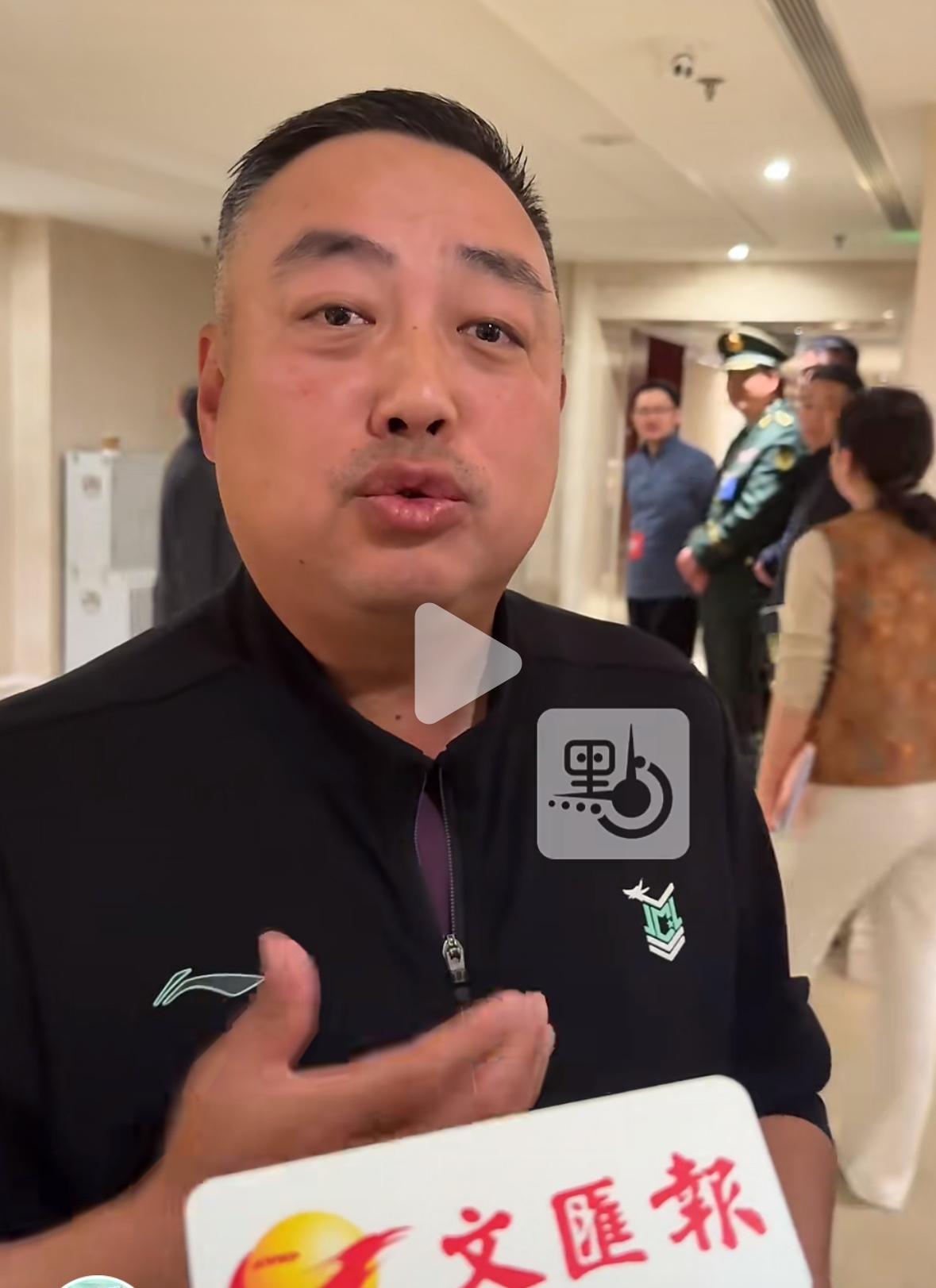 刘国梁回应如何平衡赛事与运动员的健康：“更多的是职业赛事，商业赛没有积分，