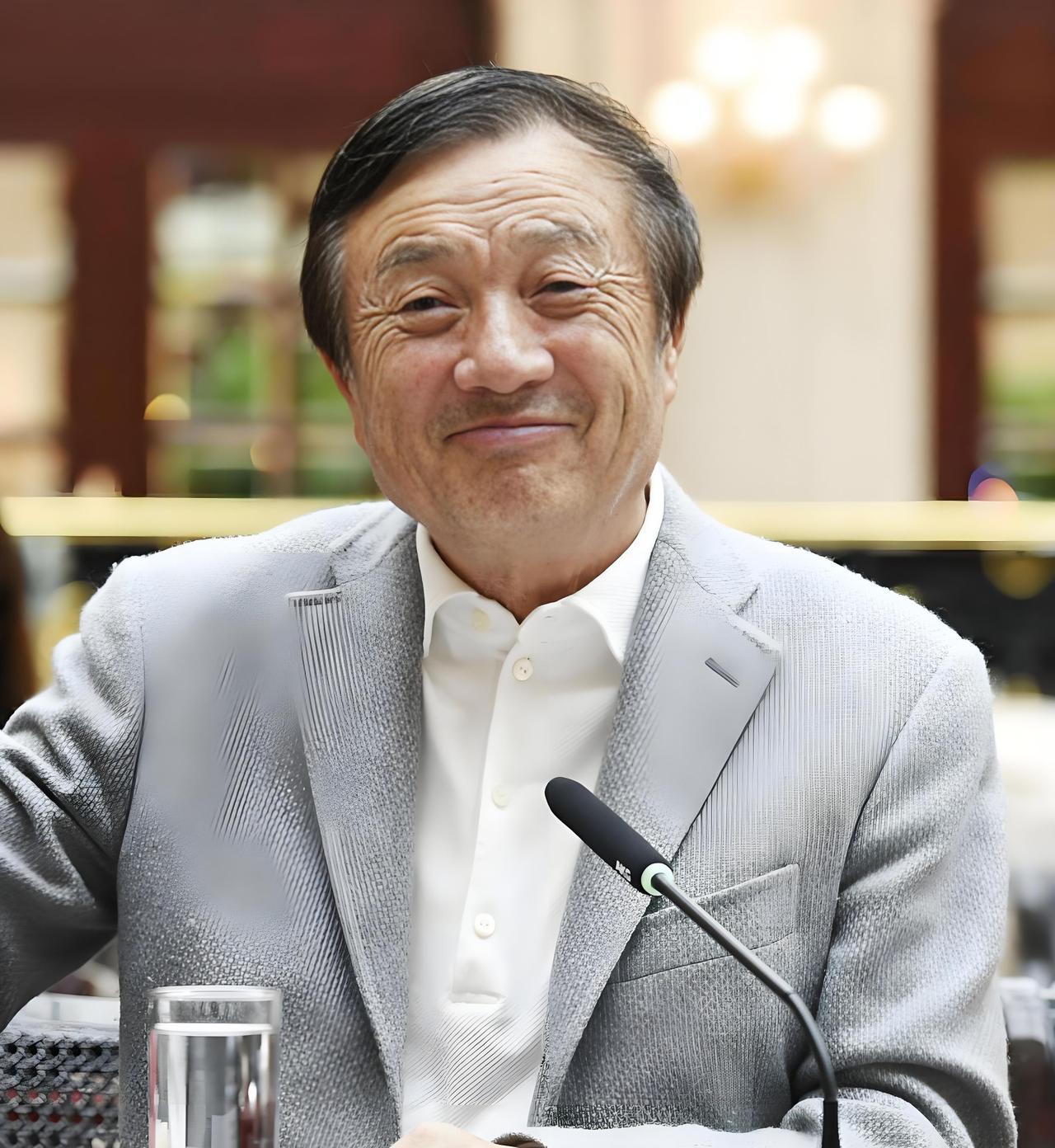 任正非一句“为何不离婚”，撕开成年人最残酷的职场真相《任正非传》里一个争议